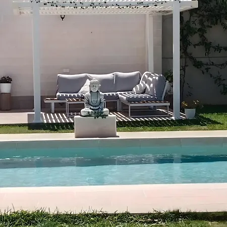 Marta's Paradise *